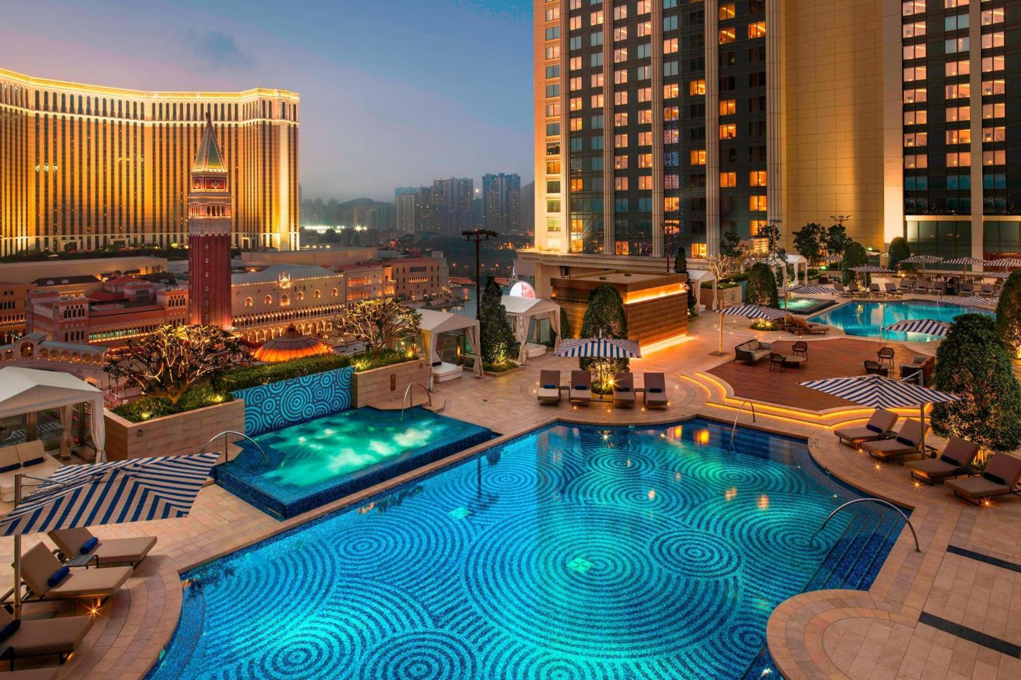 Отель St. Regis Macao Экстерьер фото